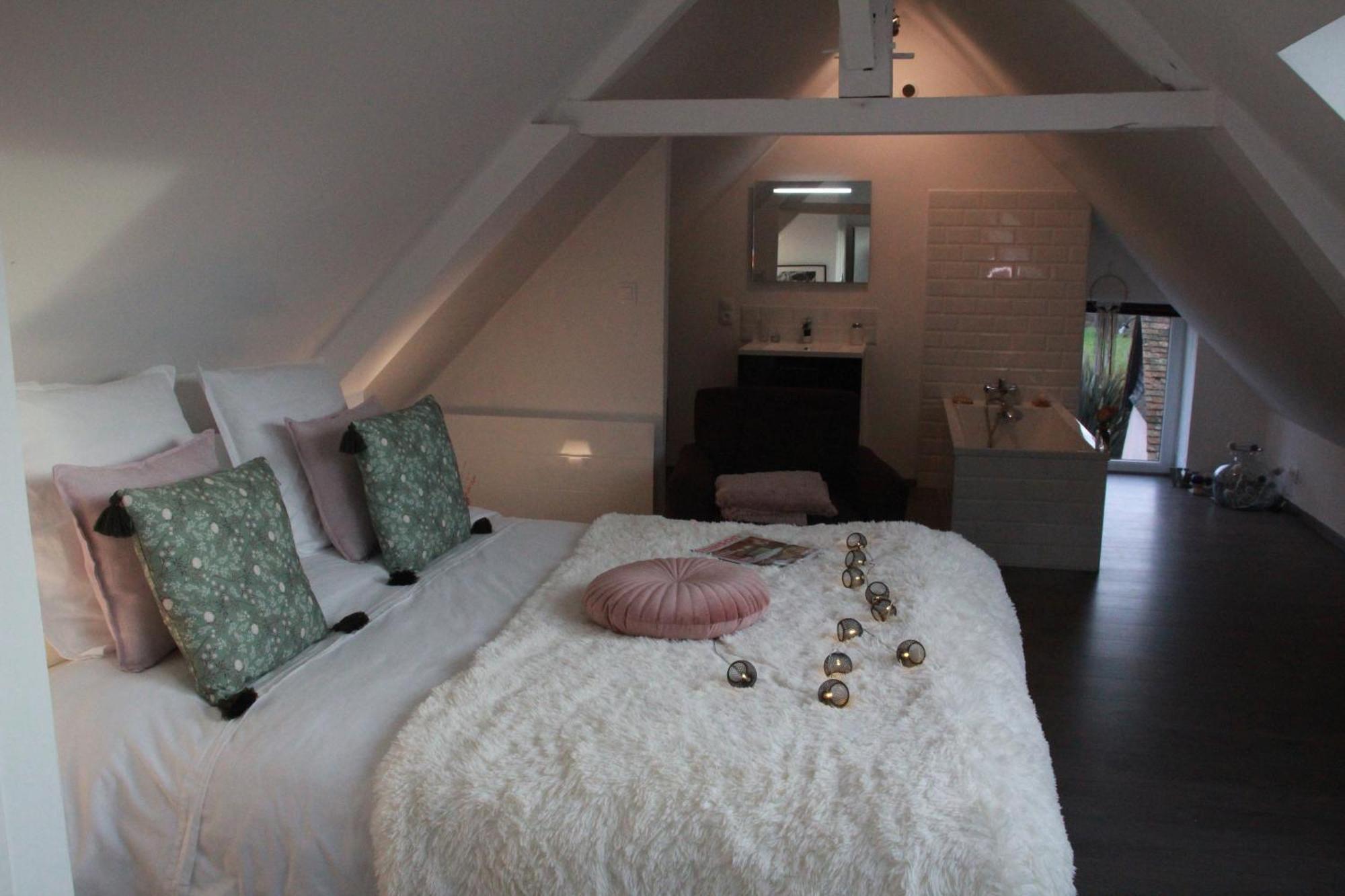 La Catiniere Bed and Breakfast Arnage Exteriör bild